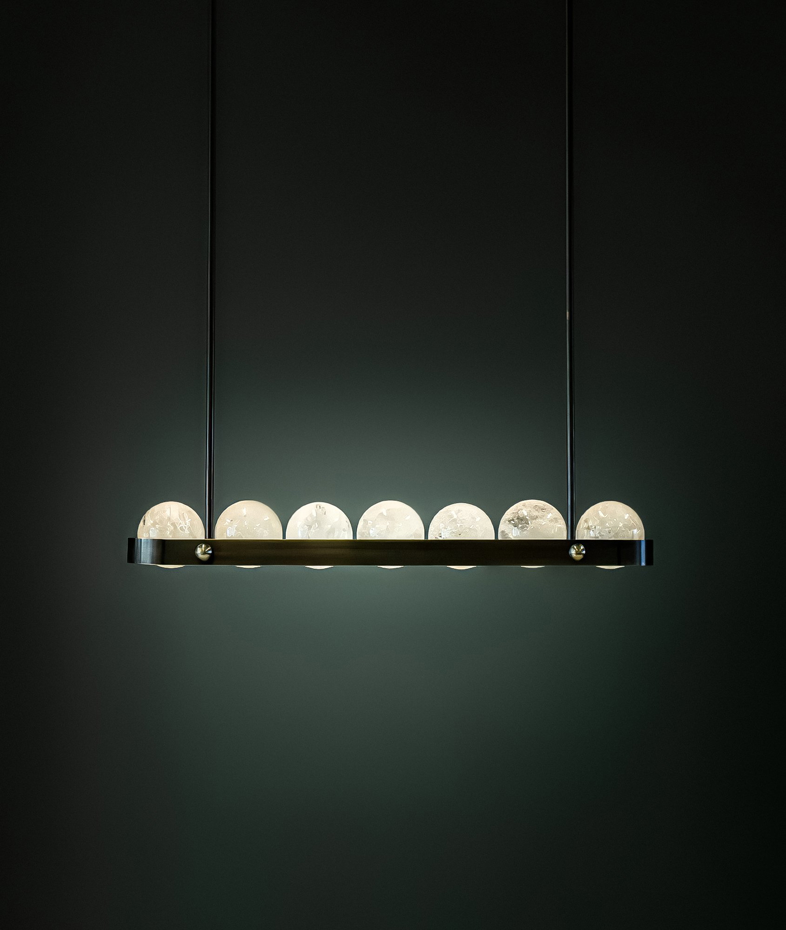 Ouranos Chandelier Linear II